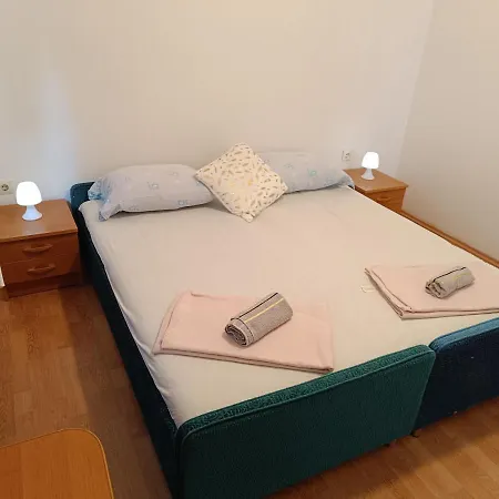 Hostel Klaus Τρογκίρ